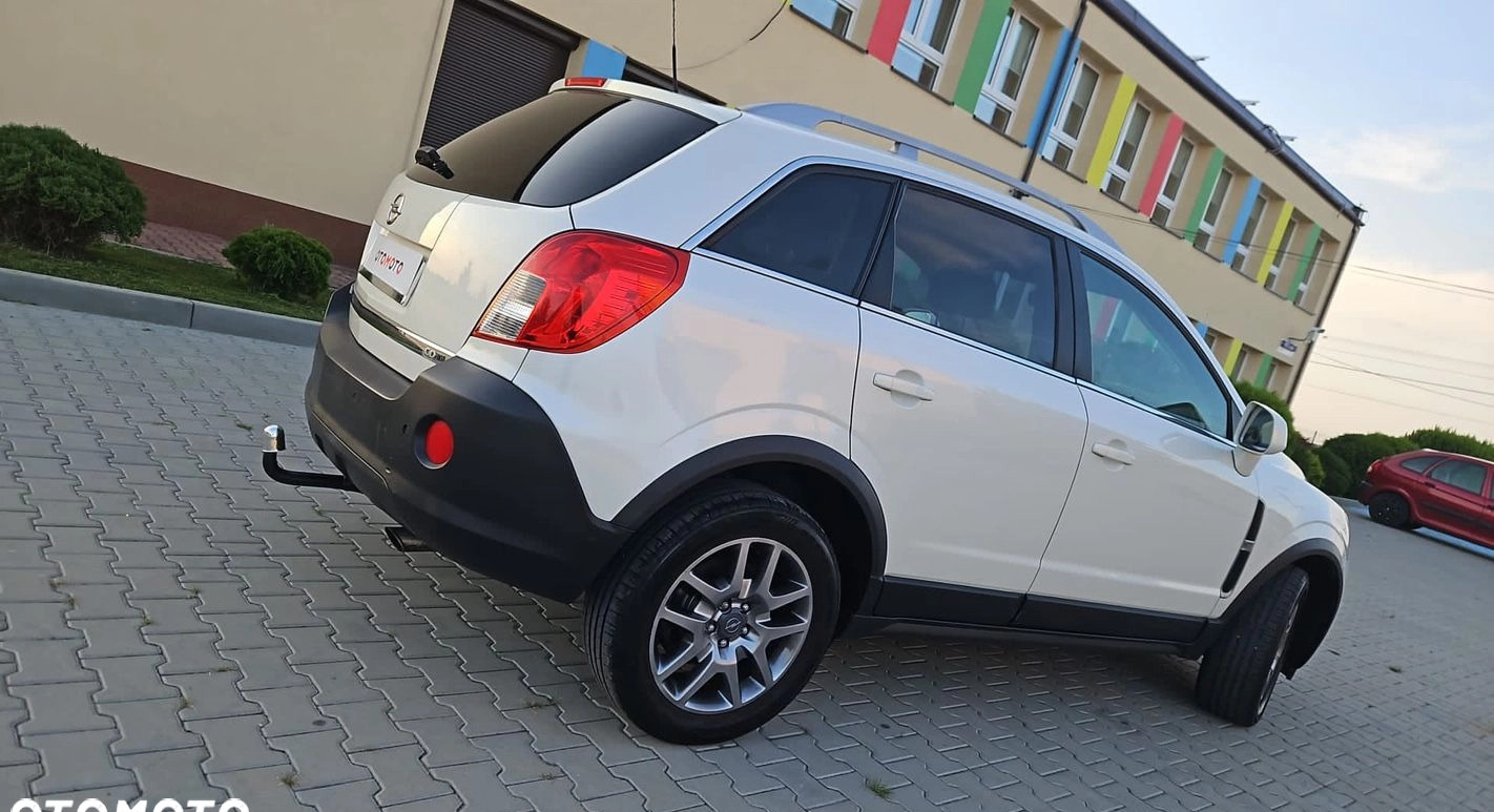 Opel Antara cena 35900 przebieg: 186000, rok produkcji 2011 z Wilamowice małe 232